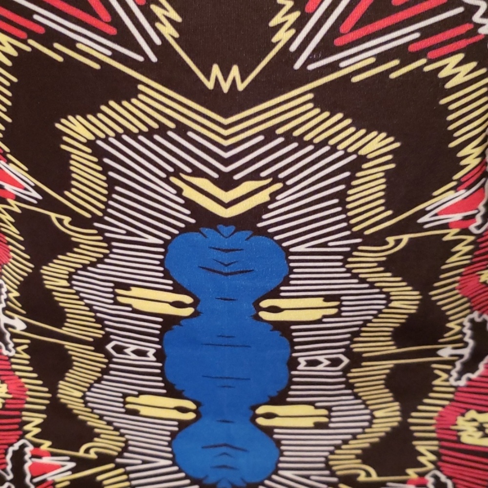 🖤💙❤💛Multi color body top - Picture 3 of 4